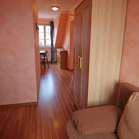 Backbord Im Zentrum Von