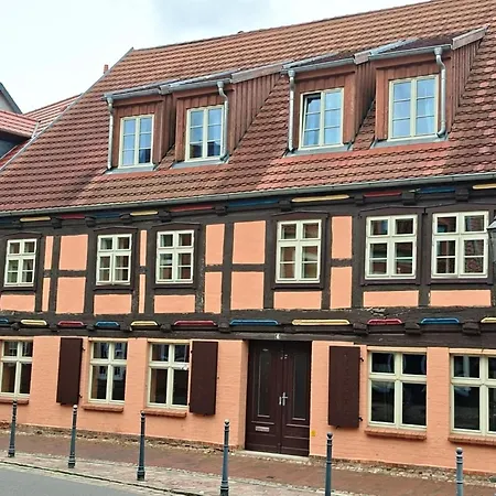 Backbord Im Zentrum Von *