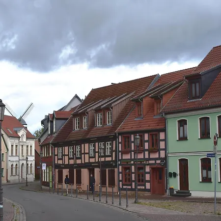 Backbord Im Zentrum Von *